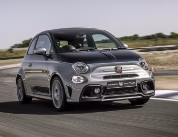 Abarth 695С "Rivale" [UK-spec] '2017–18