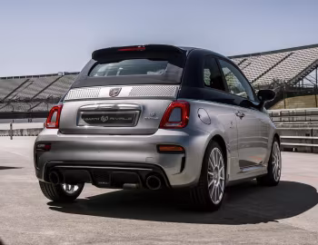 Abarth 695С "Rivale" [UK-spec] '2017–18