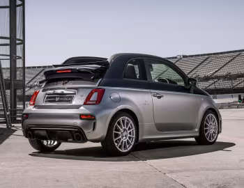Abarth 695С "Rivale" [UK-spec] '2017–18
