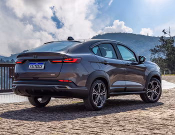 2023–25 Fiat Fastback Limited Edition powered by Abarth Turbo 270 (376) '2022–25