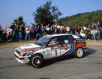 Lancia Delta HF Integrale 16v Group A (SE045) '1989–91