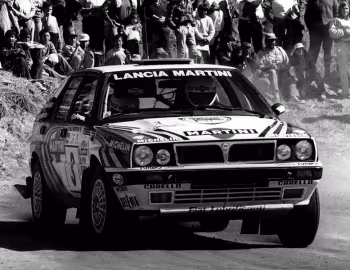 Lancia Delta HF Integrale 16v Group A (SE045) '1989–91