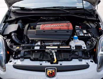 Sob o capô Abarth Punto SuperSport [Japan] (199) '2012–14