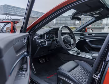 Интерьер ABT RS6-R (C8) '2020