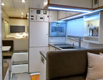 Interior Action Mobil Global XRS 7200 '2015–pr.