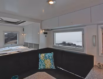 Interior Action Mobil Pure 5440 '2015–pr.