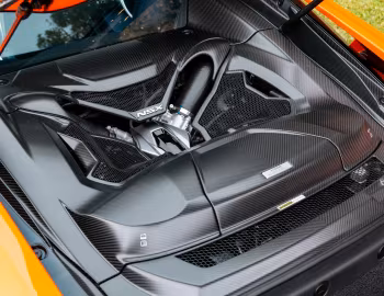 Під капотом 2019–22 Acura NSX '2018–22