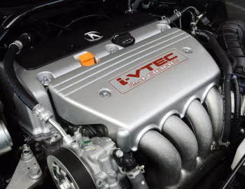 Під капотом 2007–08 Acura TSX '2006–08