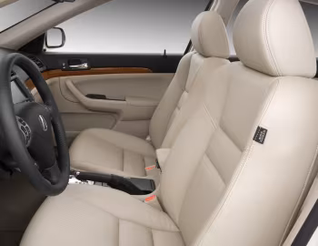 Интерьер 2007–08 Acura TSX '2006–08