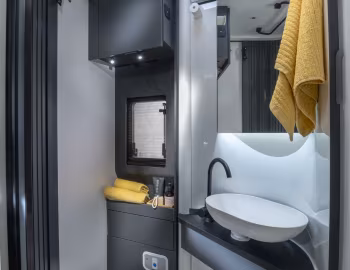 Interior 2025–pr. Adria Compact Max DL '2024–pr.