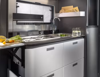 Інтэр'ер 2025–н.ч. Adria Compact Max SL '2024–н.ч.