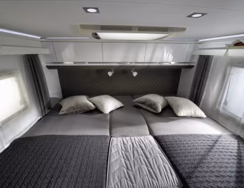 Interior 2019–23 Adria Coral Plus 670 DL '2018–23