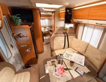 Interior 2007–13 Adria Coral S