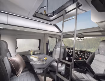 Intérieur 2021–24 Adria Twin Sports Edition 640 SGX '2020–24