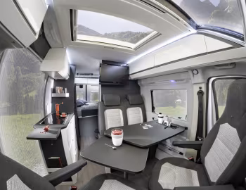 Interior 2019–24 Adria Twin Supreme 600 SPB '2018–24