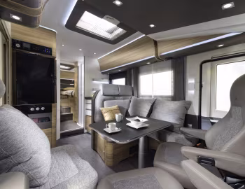 Intérieur 2017–18 Adria Sonic Plus I 700 '2016–18