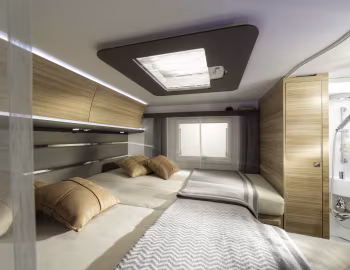 Intérieur 2017–18 Adria Sonic Plus I 700 '2016–18
