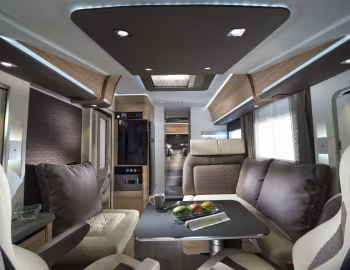 Intérieur 2017–18 Adria Sonic Plus I 700 '2016–18
