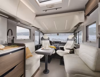 内饰 2023–至今 Adria Supersonic 780 DC '2022–至今