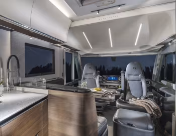Intérieur 2023–pr. Adria Supersonic 780 SL '2022–pr.