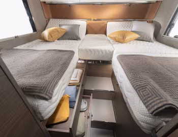Interior 2023–pr. Adria Supersonic 890 LL '2022–pr.