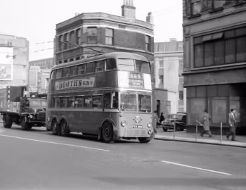 AEC 664T BRC&W [UK-spec] (H40/30R) '1939