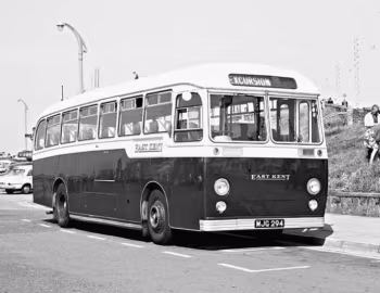 AEC Reliance MU3RV Beadle [UK-spec] (DP37F) '1957
