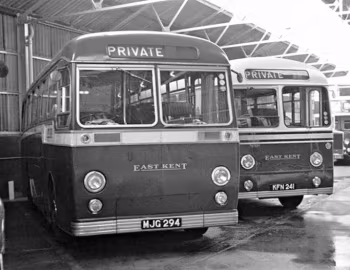 AEC Reliance MU3RV Beadle [UK-spec] (DP37F) '1957