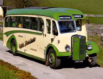 AEC Regal III O962 Burlingham [UK-spec] (C33F) '1948