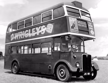 AEC Regent lll RT Cravens (H30/26R) '1949