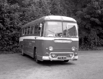 AEC Reliance 2MU3RV Duple Britannia (C43F) '1960