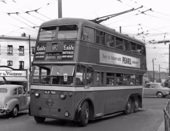 AEC 664T Metro-Cammell [UK-spec] (H40/32R) '07.1942–03.1943