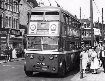 AEC 664T Metro-Cammell [UK-spec] (H40/32R) '07.1942–03.1943