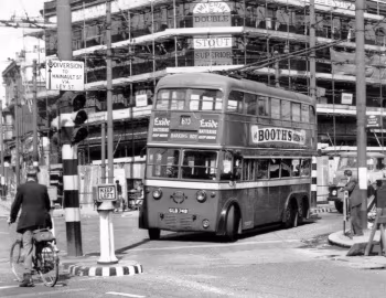 AEC 664T Metro-Cammell [UK-spec] (H40/32R) '07.1942–03.1943