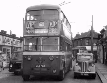 AEC 664T Metro-Cammell [UK-spec] (H40/32R) '07.1942–03.1943