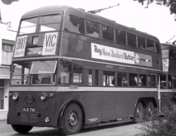 AEC 664T Metro-Cammell [UK-spec] (H40/32R) '07.1942–03.1943
