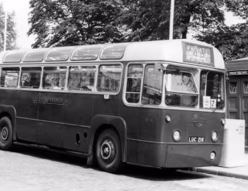 AEC Regal IV 9821LT Metro-Cammell [UK-spec] (B35F) '1951