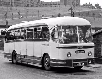 AEC Reliance MU3RV Weymann Fanfare [UK-spec] (C39F) '1955