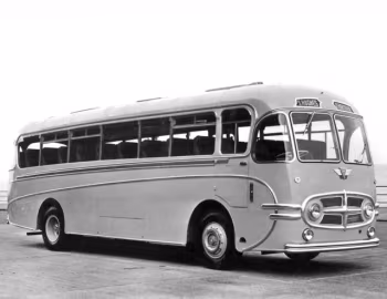 AEC Reliance MU3RV Plaxton Venturer [UK-spec] (C41C) '1955