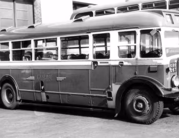 AEC Regal III 9621E Weymann [UK-spec] (DP35F) '1949–50