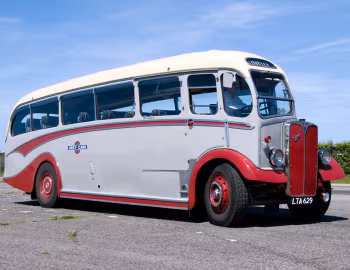 AEC Regal III 9621A Duple [UK-spec] (C32F) '1950