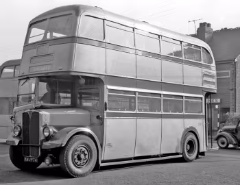 AEC Regent III O961 Roberts [UK-spec] (H30/26R) '1948