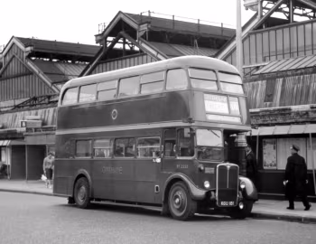 AEC Regent III RT Weymann (H30/26R) '1948–????