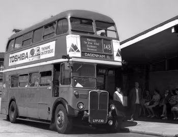 AEC Regent III RT Weymann (H30/26R) '1948–????