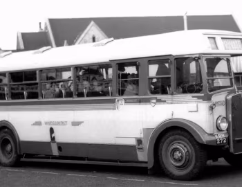 AEC Regal III 9621E Weymann [UK-spec] (DP35F) '1949–50