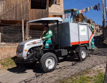 Agrale 4230.4 Cargo Compactador '2005–08