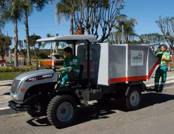 Agrale 4230.4 Cargo Compactador '2005–08