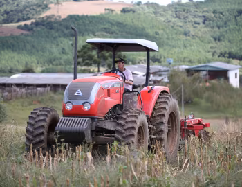 Agrale 5105 Plataformado '2013–pr.
