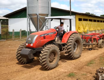Agrale 5105 Plataformado '2013–pr.