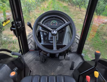 Interior Agrale 540.4 Cabinado '2016–18
